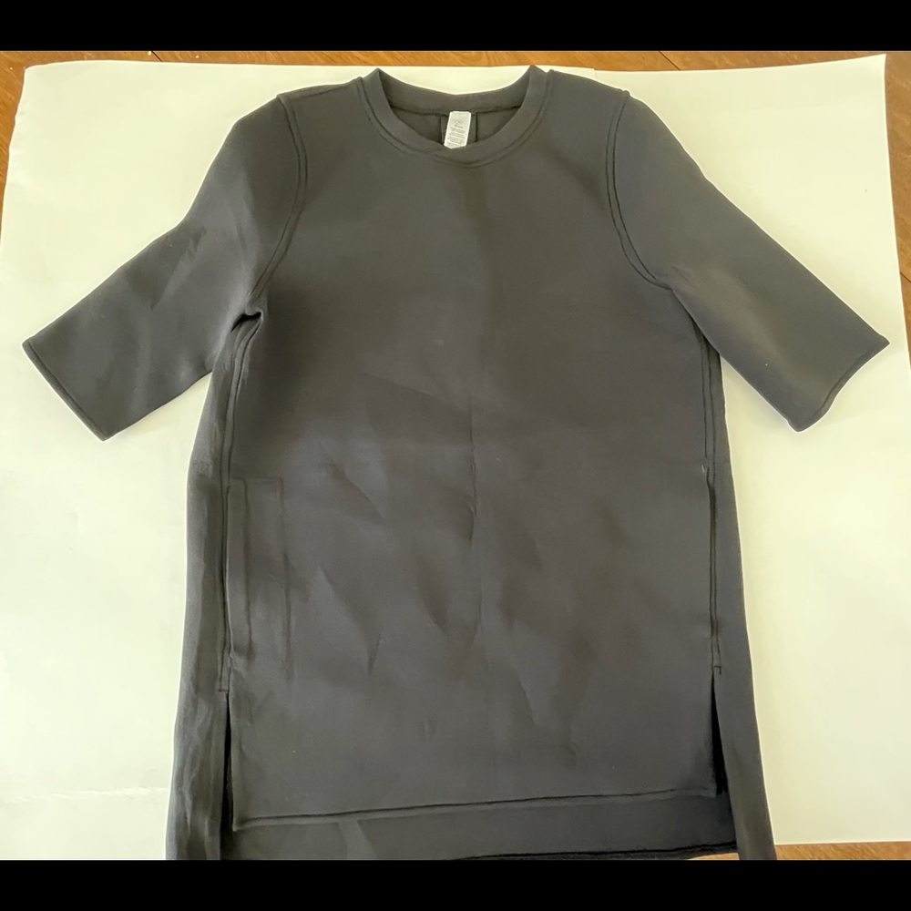 Ivivva shirt. TS14-2